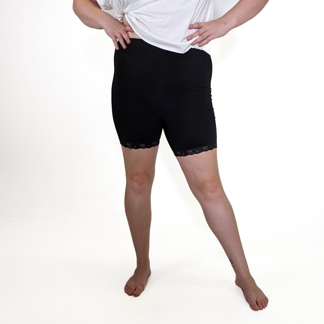 Cotton anti chafe shorts half body view